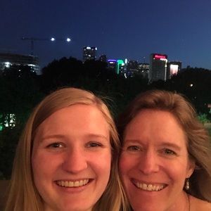 Meet your Posher, Lauren